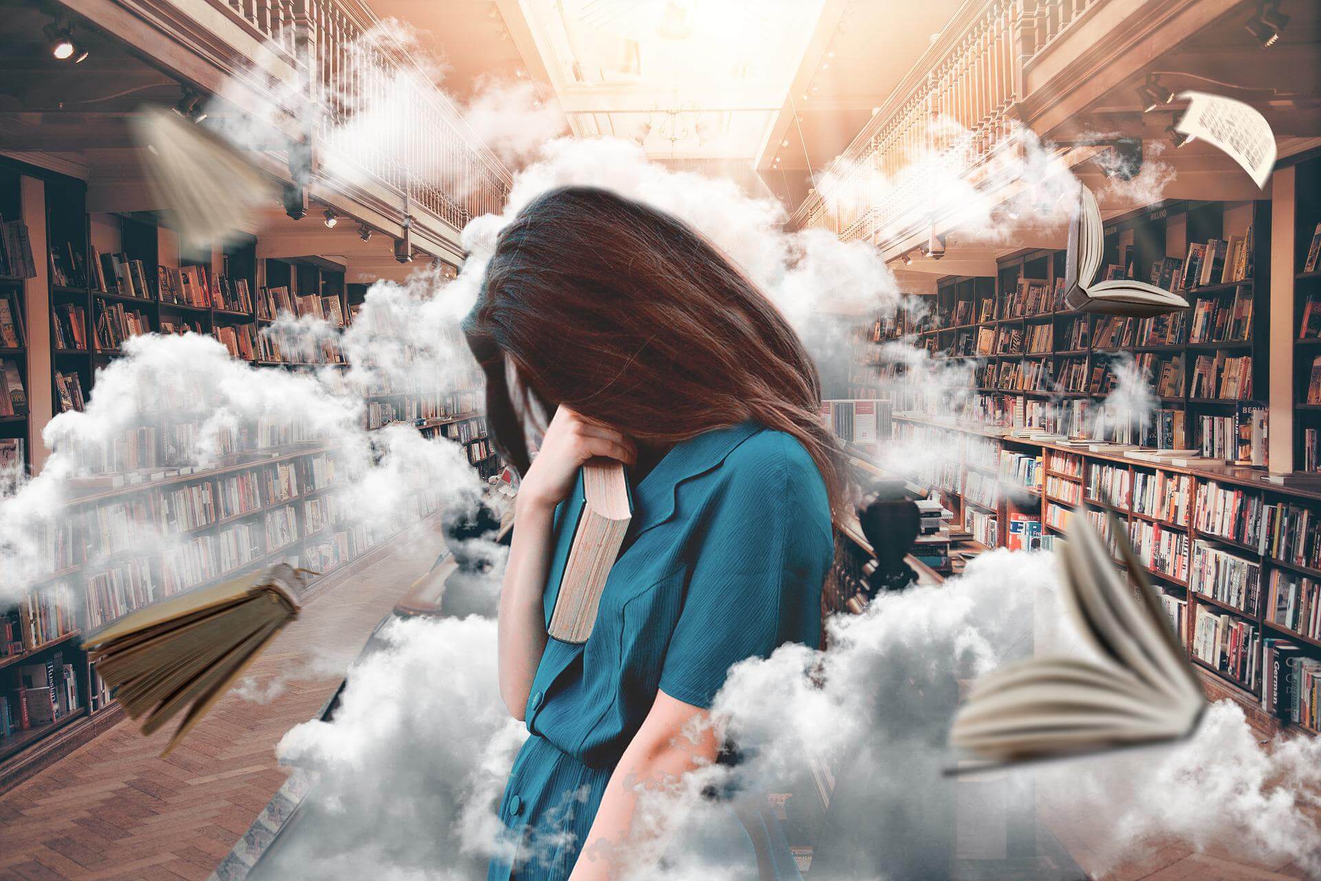 Femme dans une bibliothèque, tête baissée sur sa main, nuages et livres volent autour d'elle